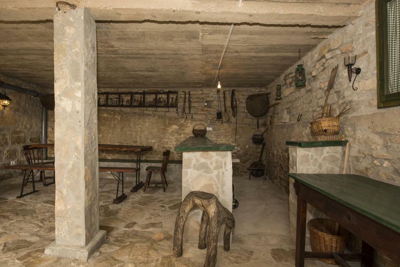 Villa Cetina Milasi Экстерьер фото